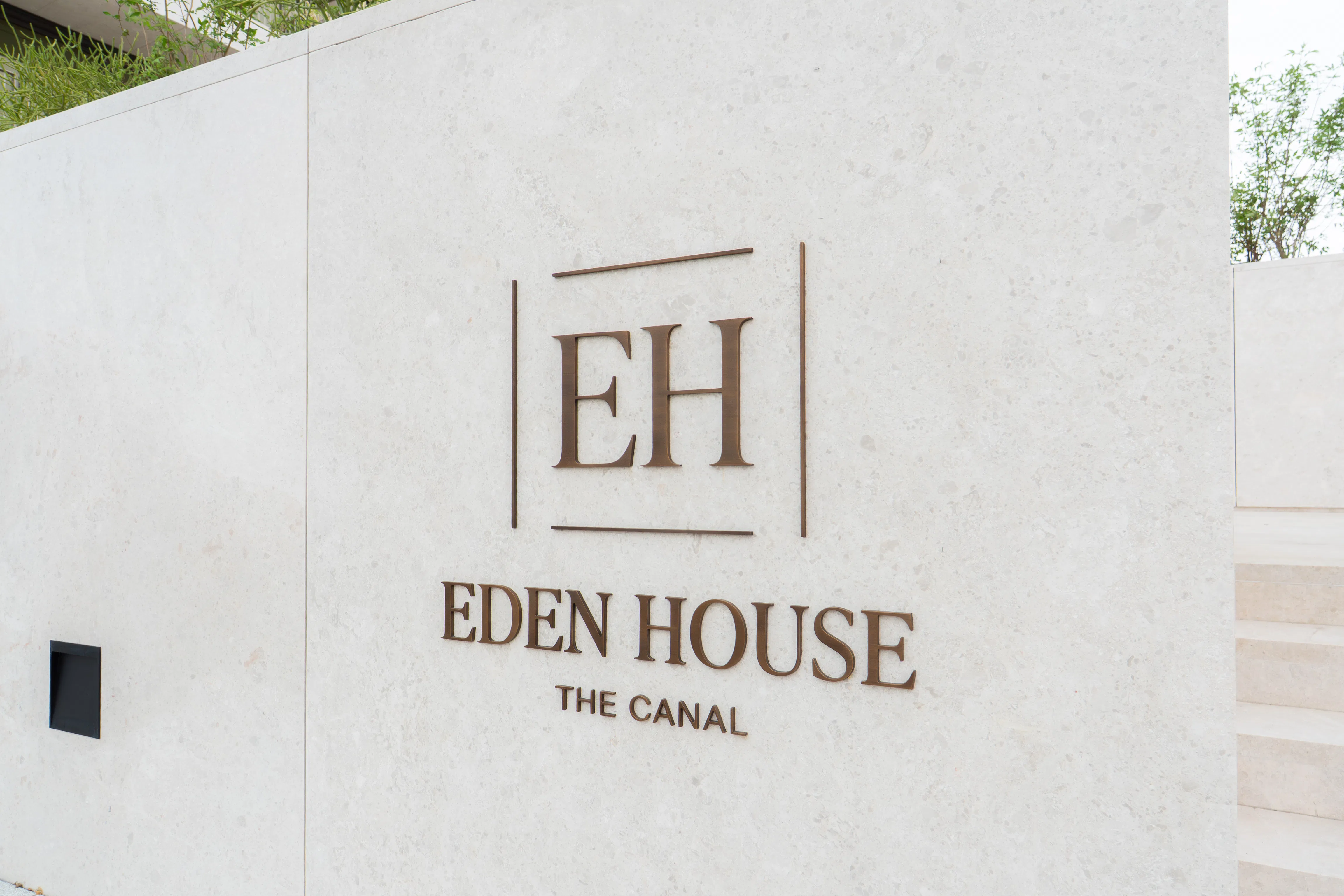 Eden House The Canal