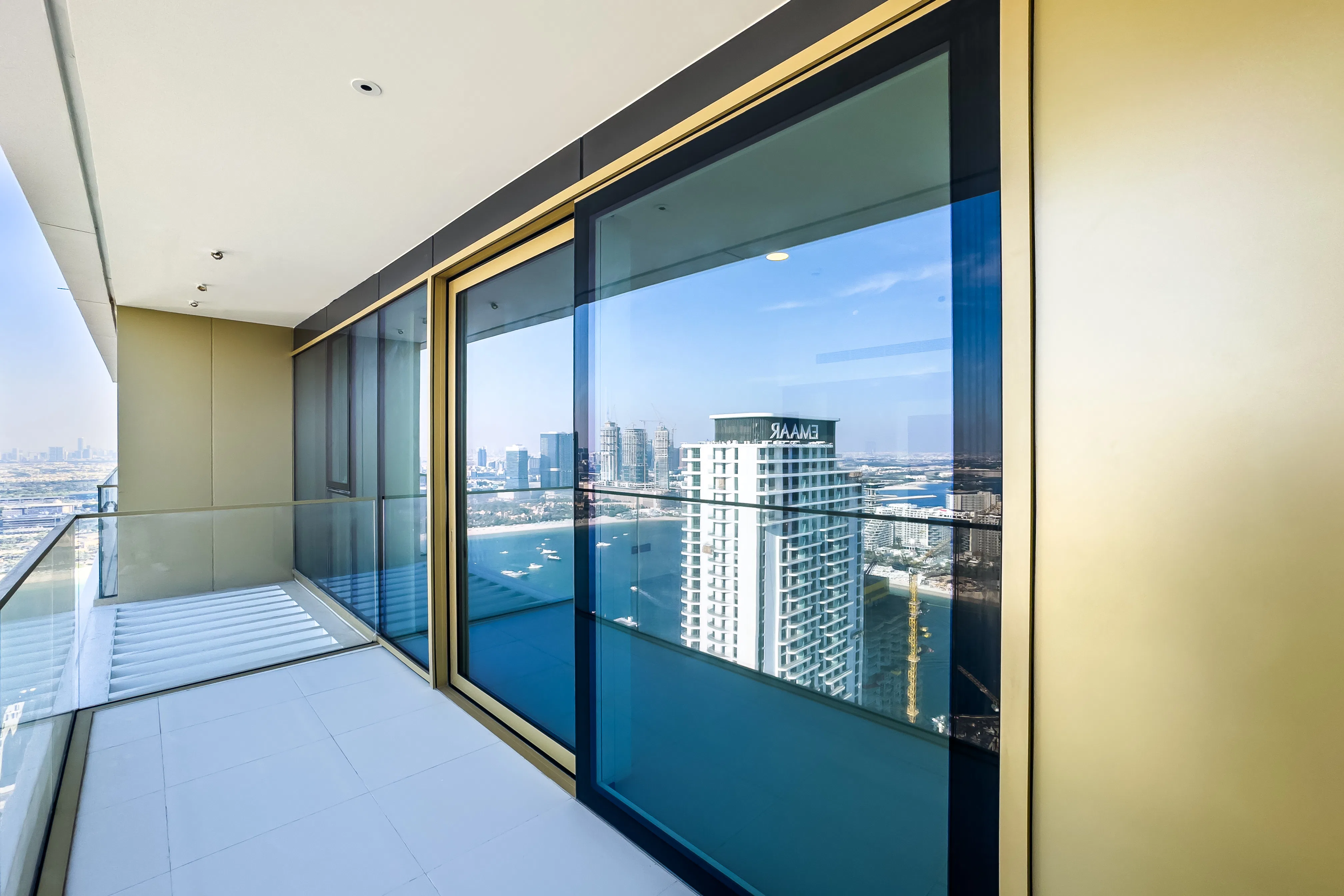 Grand Bleu Tower by Elie Saab photo 5